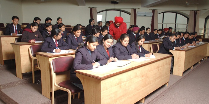 RIMT University, School of Education Gobindgarh Facilities photo 6