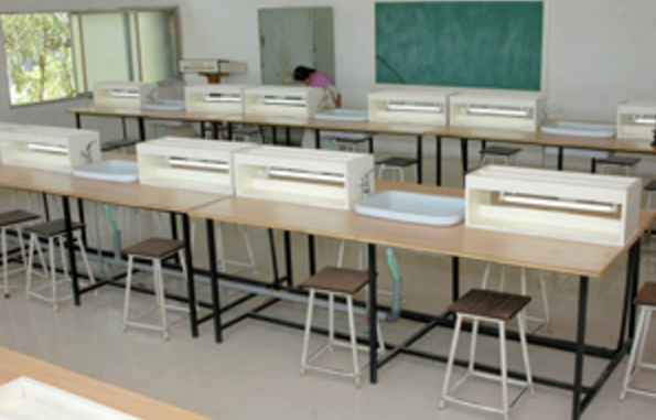 ACPM Medical College Dhule Laboratory photo 14