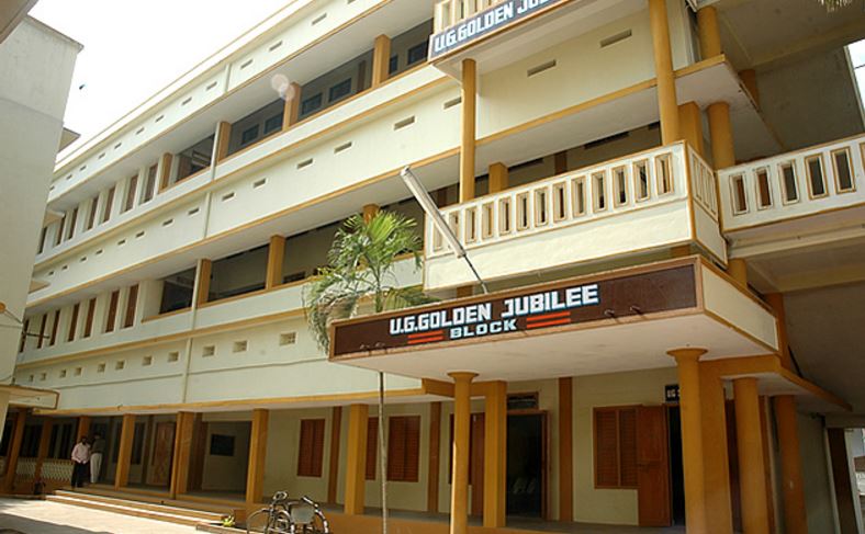 Sri YN College Narasapuram Campus photo 1