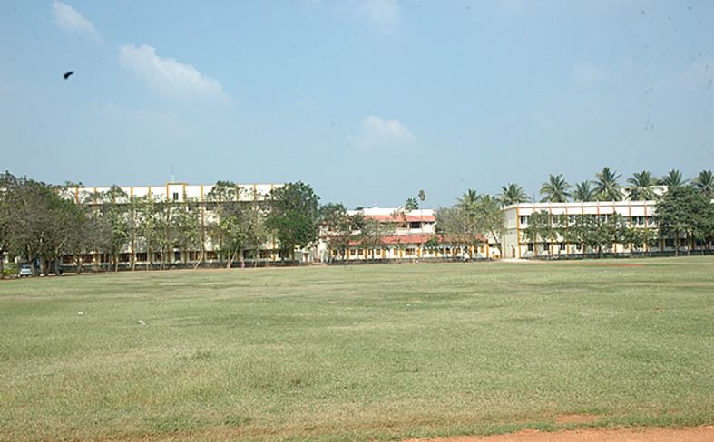 Sri YN College Narasapuram Campus photo 2