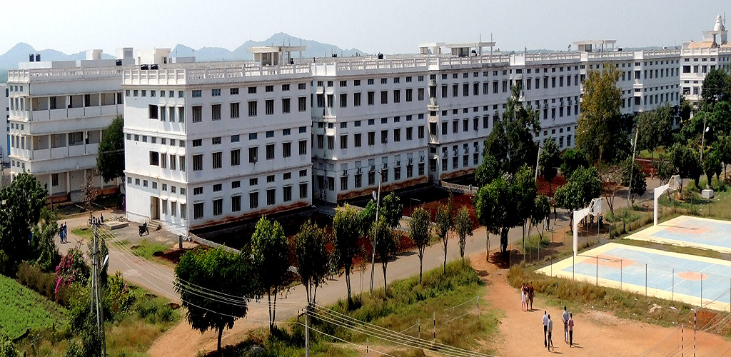 QISCET Academic Building photo 6