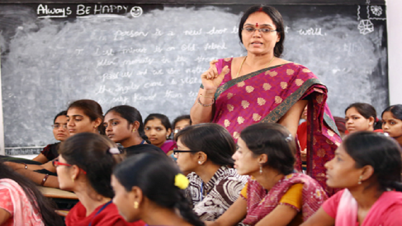 Annie Besant College for Women Hyderabad Labs photo 1