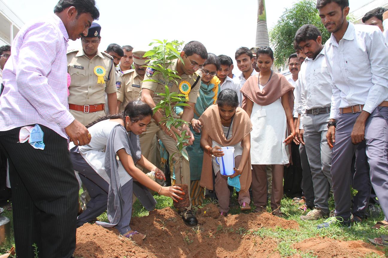 Madhira Institute of Technology & Science Suryapet Events photo 2