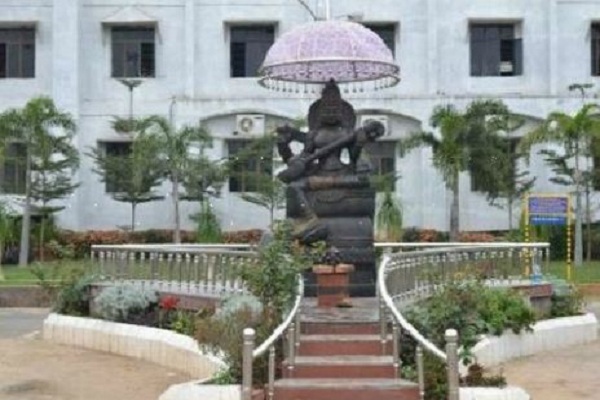 Teegala Krishna Reddy Engineering College Hyderabad Academic Building photo 3