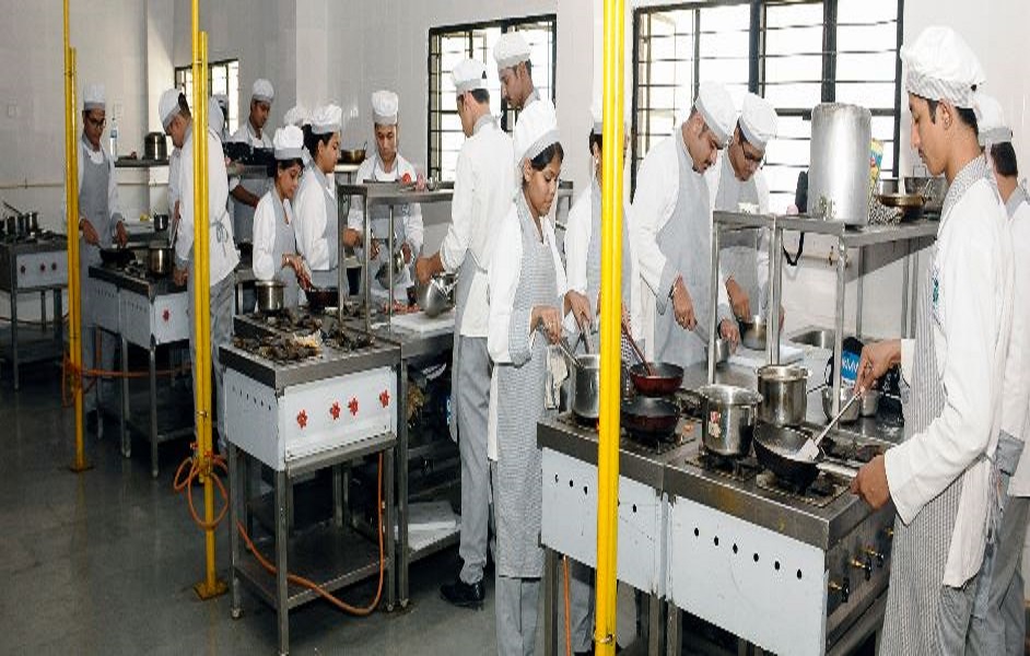 State Institute of Hotel Management Indore Kitchen Gallery photo 4