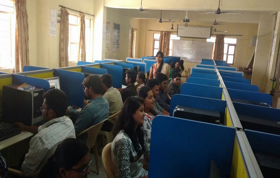 Sigma Institute of Engineering Vadodara Laboratory photo 3
