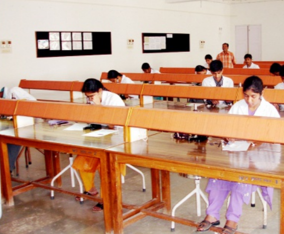 Sri Devaraj Urs Medical College Kolar Campus with facilities photo 1