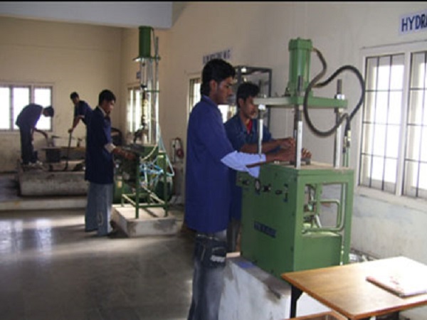 GNITC Labs photo 8