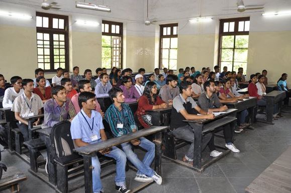 Nowrosjee Wadia College Pune Campus photo 1
