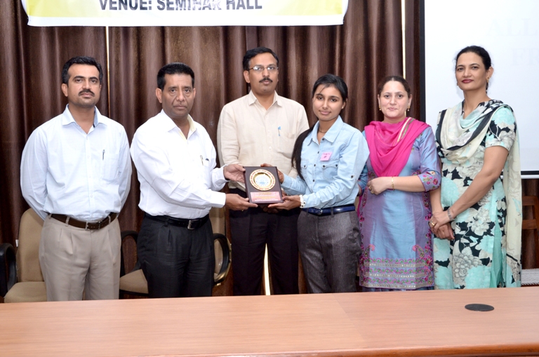Public College Samana Event photo 6