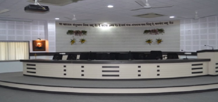Shivaji Science College Nagpur Academic Building photo 3