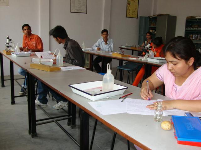 Wilsonia Degree College Moradabad Laboratory photo 1