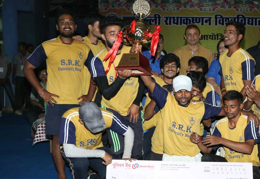 SRK University Event photo 3