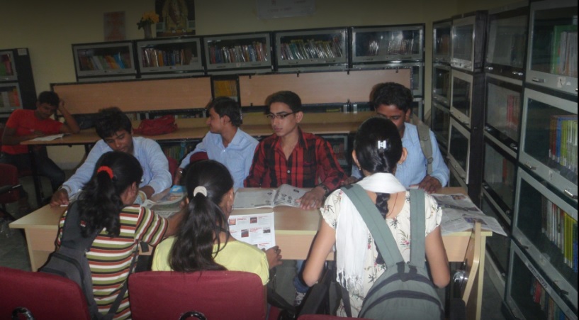 Christian Eminent College Indore Academic Building photo 3