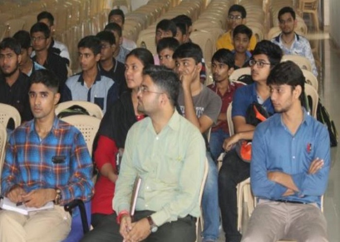 Knowledge Institute of Technology & Engineering Anand Events photo 17