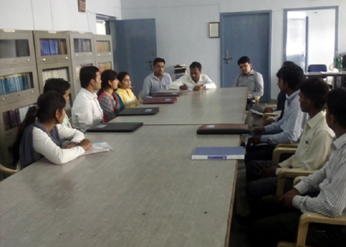 Rajiv Academy for Pharmacy Mathura Infrastructure photo 9