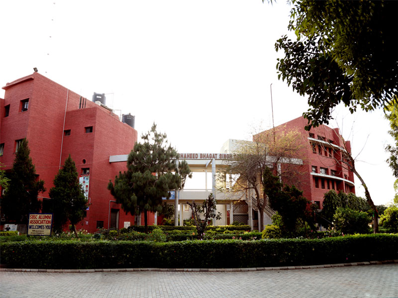 Shaheed Bhagat Singh Evening College Infrastructure photo 2