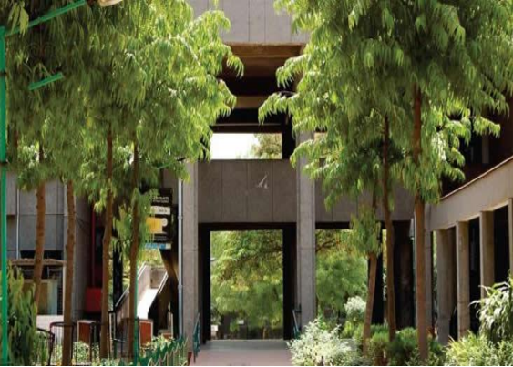 Motilal Nehru College Academic Building photo 3