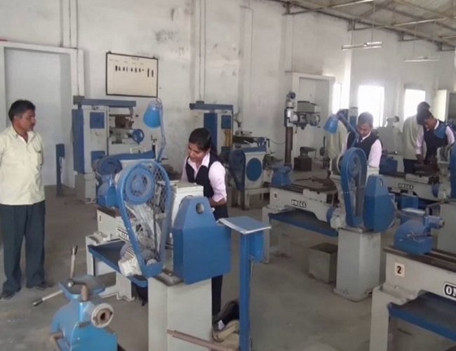 Anuradha Engineering College Chikhli Labs photo 19