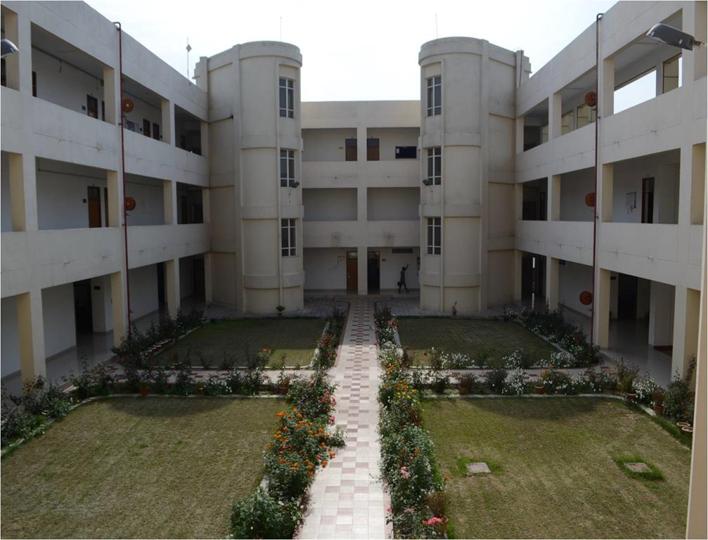 BBAU Campus photo 8