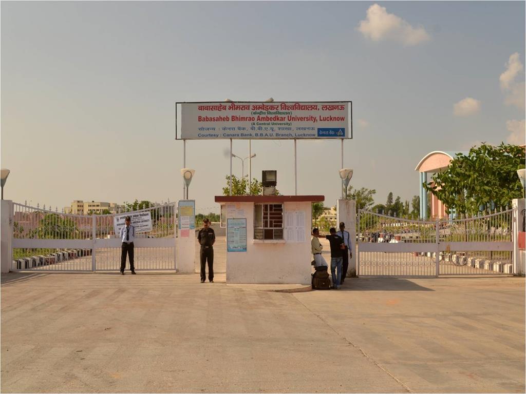Babasaheb Bhimrao Ambedkar University, School for Management Lucknow Academic Building photo 7