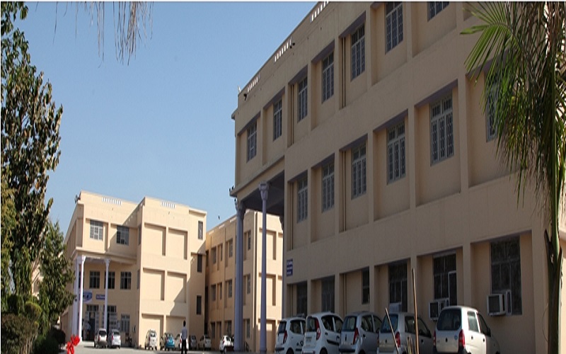 School of Science, IFTM University Moradabad Academic Building photo 2
