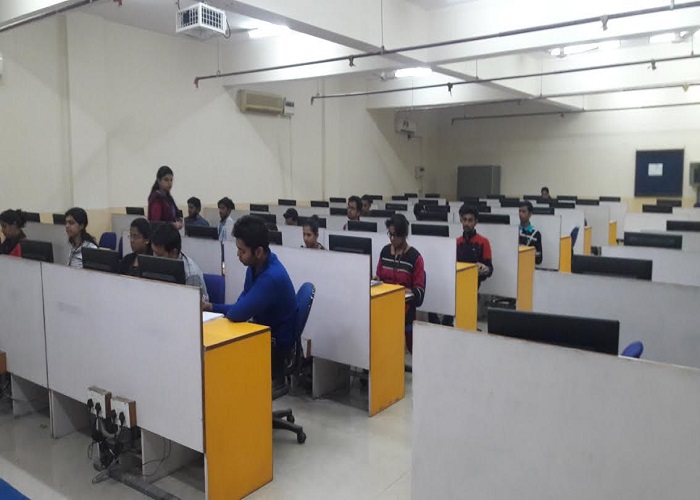 Krishna Engineering College Ghaziabad infrastructure photo 4