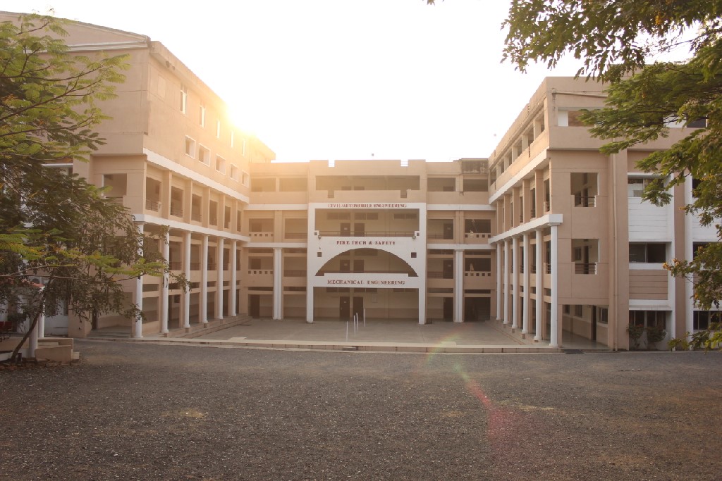 Medicaps University Indore Academic Building photo 1