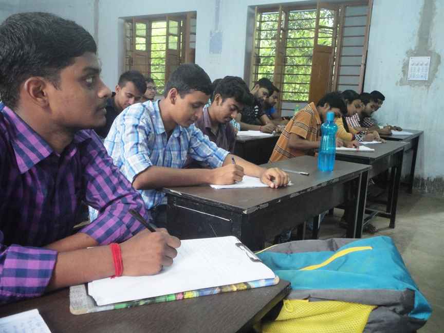 MBC Institute of Engineering & Technology Bardhaman Classrooms photo 2