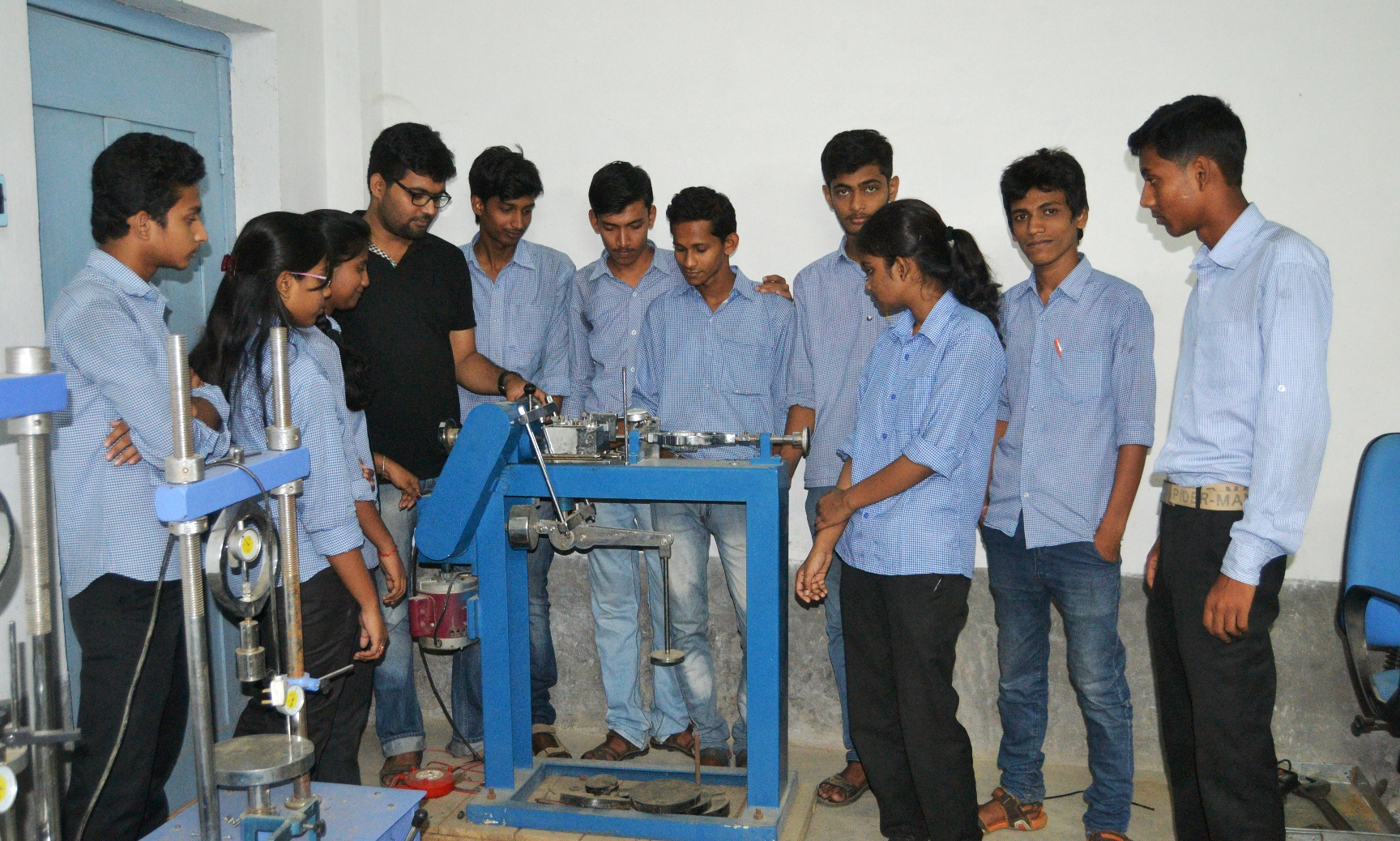 Gobindapur Sephali Memorial Polytechnic Bardhaman College Pictures photo 3