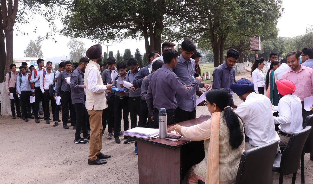 Indo Global College of Architecture Mohali Job Fair photo 10