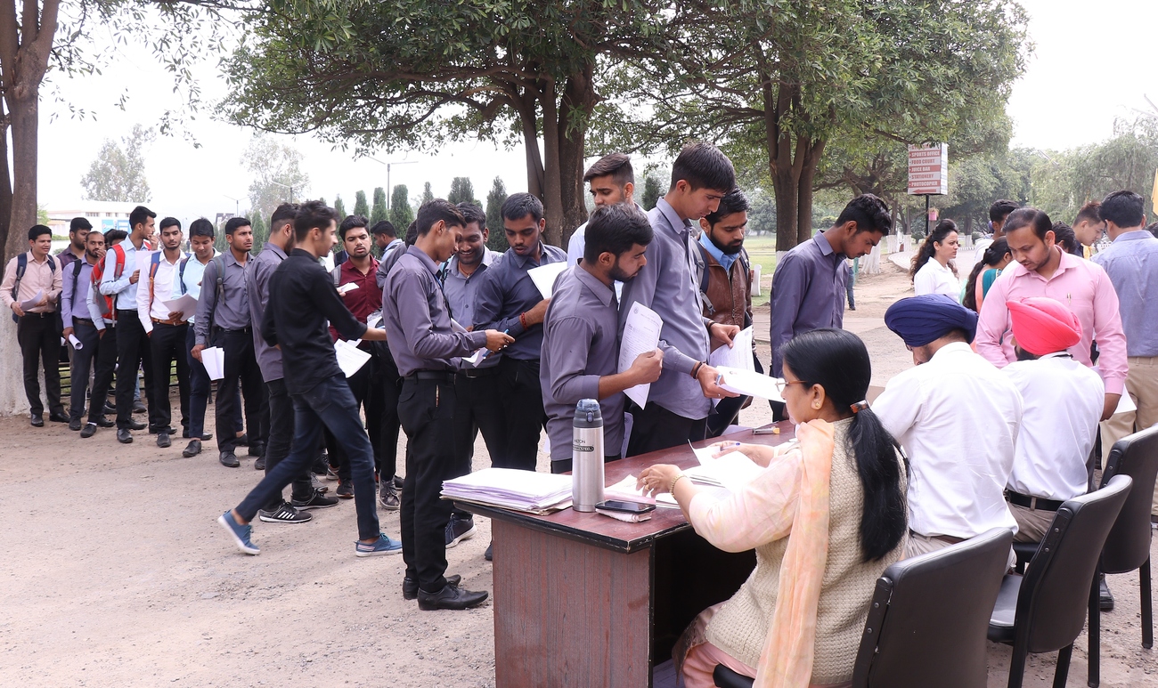Indo Global College of Architecture Mohali Job Fair photo 9