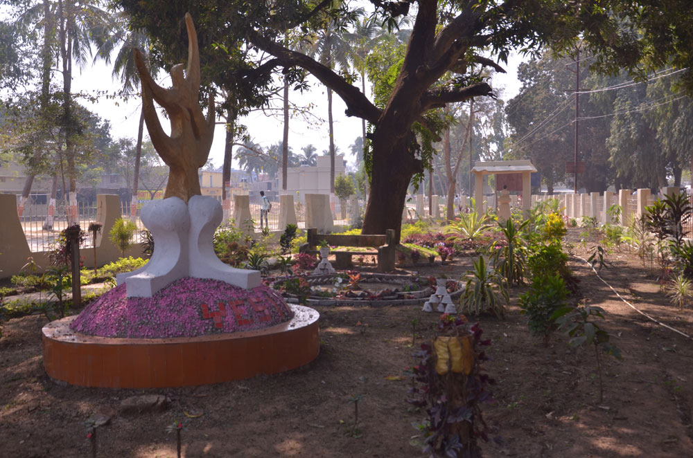 Bhadrak Autonomous College Academic Building photo 6