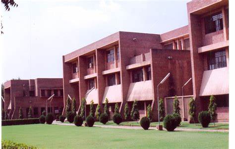 Jamia Hamdard University Delhi Campus photo 2
