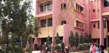Jamia Hamdard University Delhi Campus photo 10