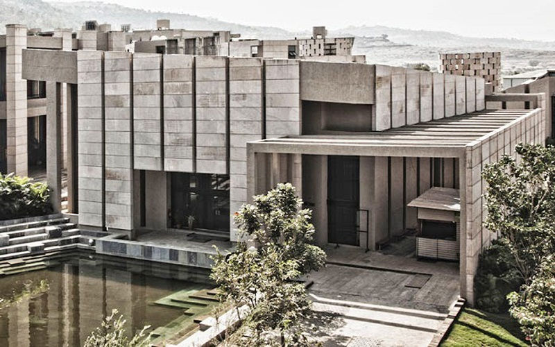 FLAME School of Business Pune Campus Facilities photo 2