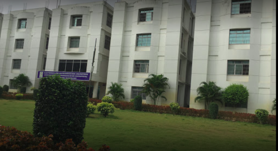 SAHE University Campus photo 3