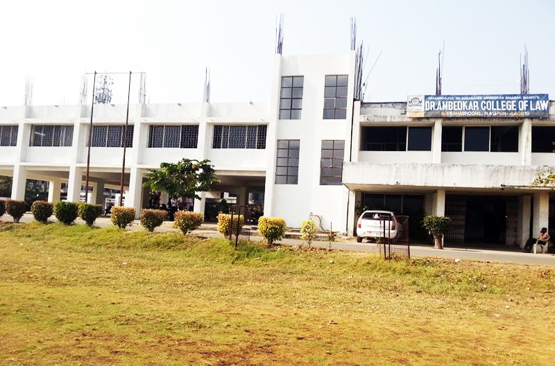 Dr Ambedkar College Nagpur Academic Building photo 4