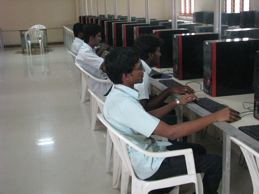 Sri Ramanujar Engineering College Chennai Computer Lab photo 2