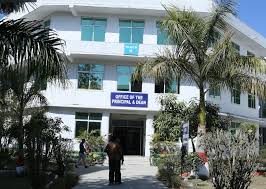 Ras Bihari Bose Subharti University Dehradun Academic Building photo 1
