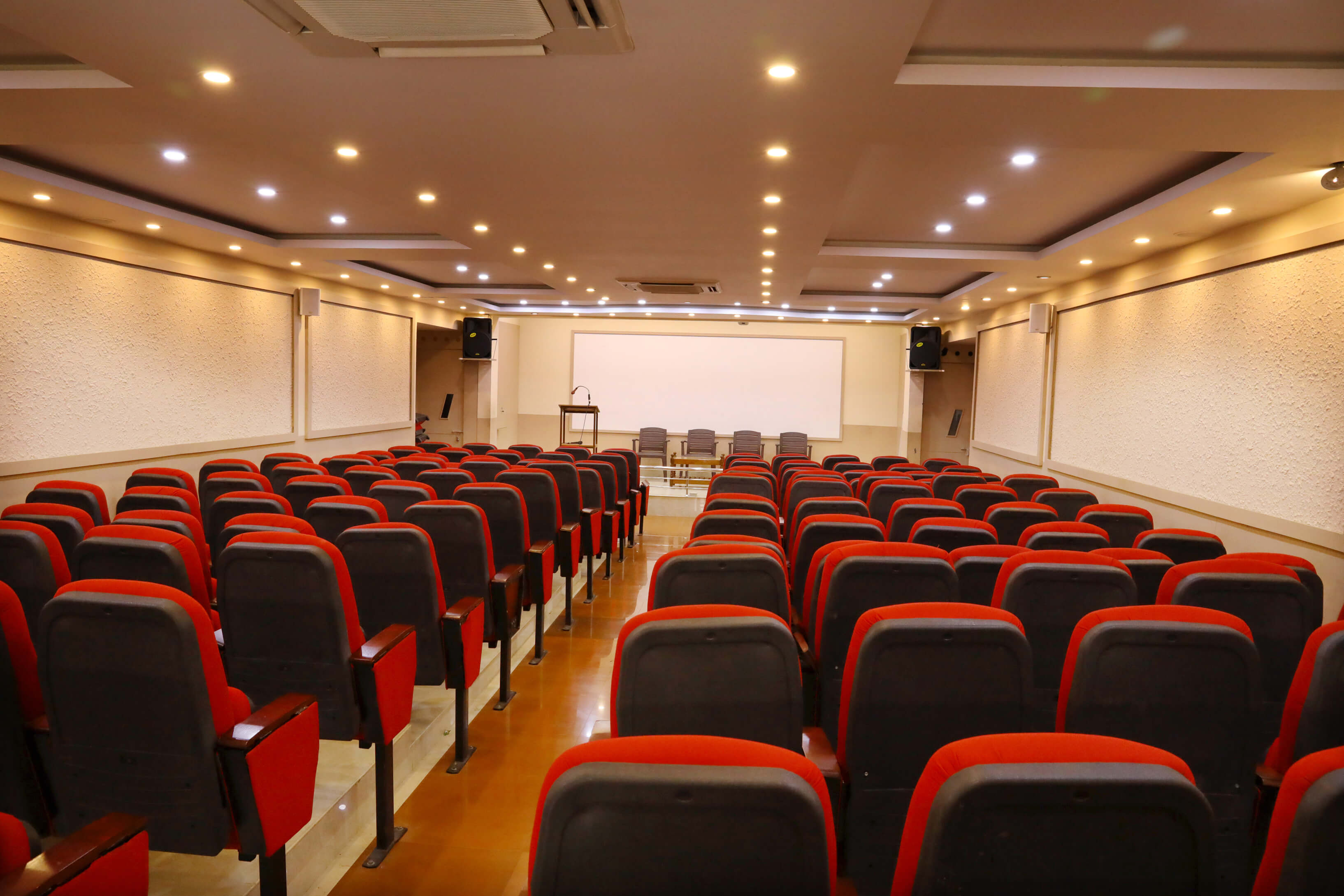 St Mary's College Thrissur Campus Building photo 6