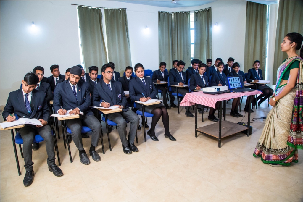 Tuli College of Hotel Management Nagpur Academic Building photo 16