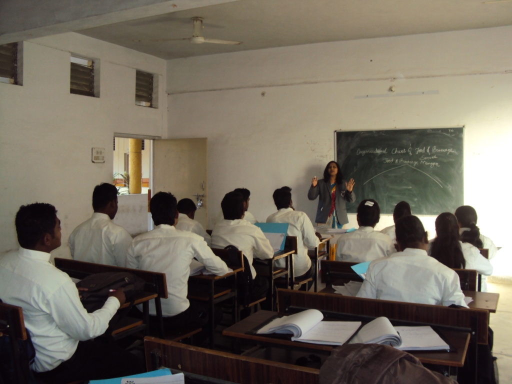 Tuli College of Hotel Management Nagpur Academic Building photo 13