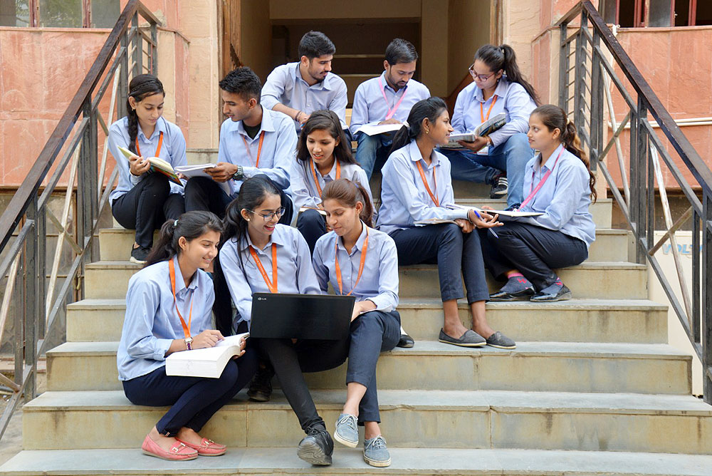 Jaipur National University  Computer Library photo 10
