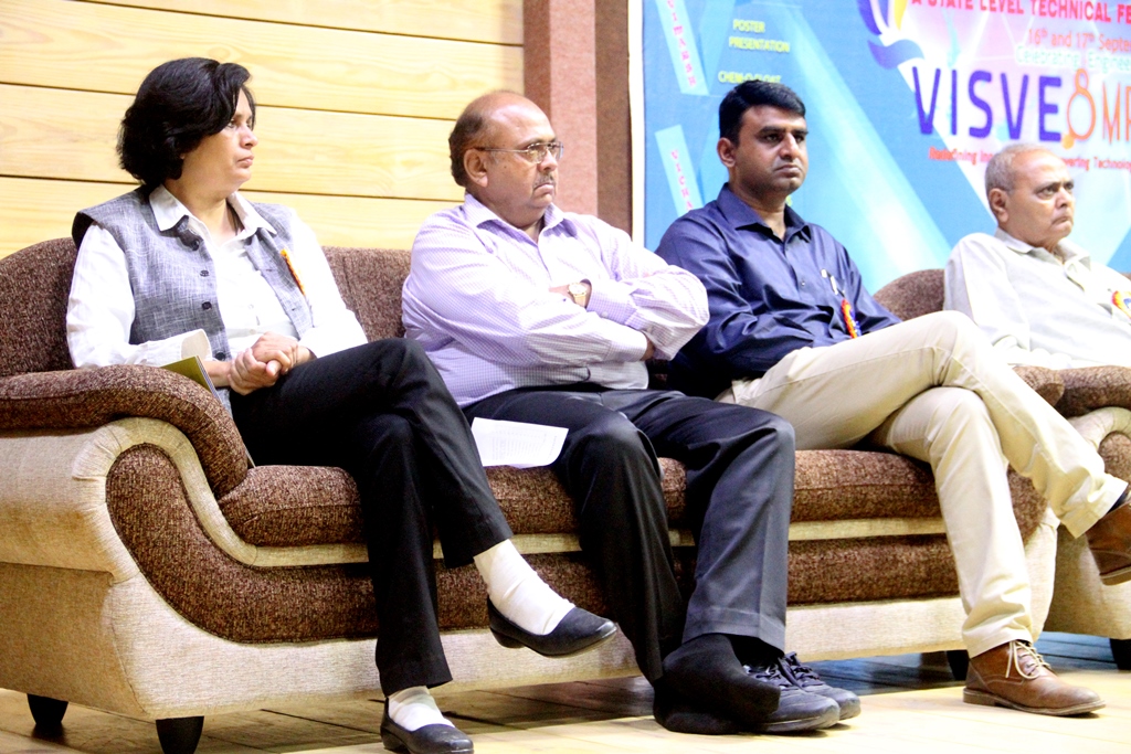 R.N.G. Patel Institute of Technology Bardoli Events photo 13