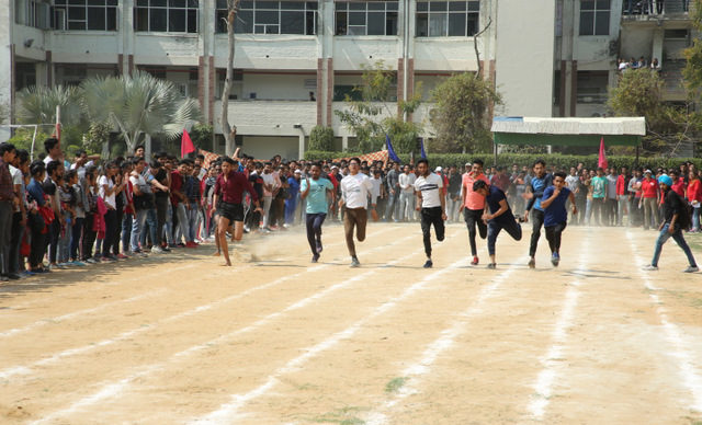 DAV Centenary College Faridabad Sports photo 3