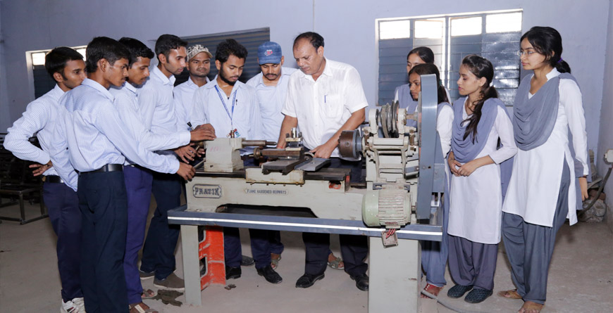 Government Polytechnic Farrukhabad College Overview photo 3