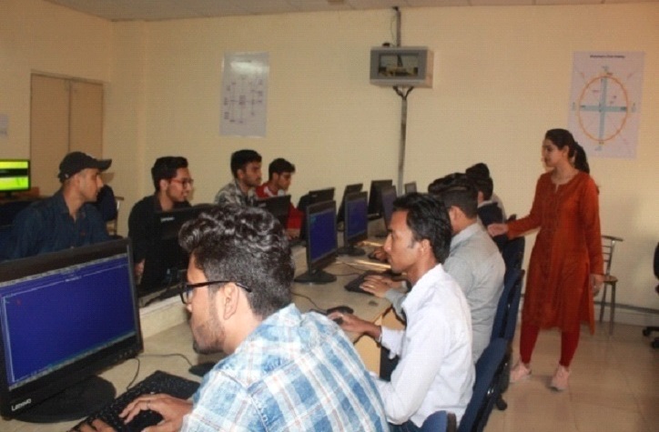 Greater Noida Institute of Technology, IPU Computer Lab photo 3