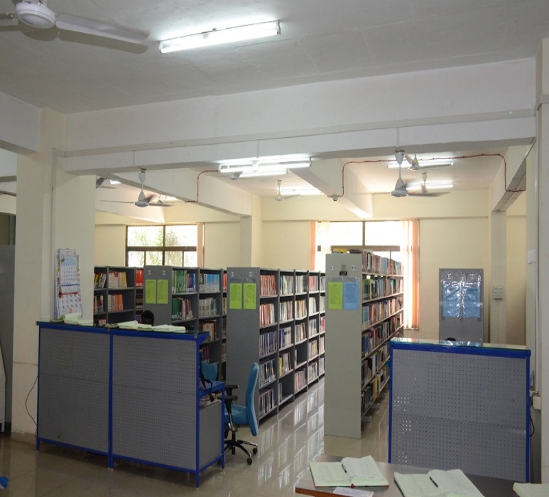 DY Patil University Pune Academic Building photo 9