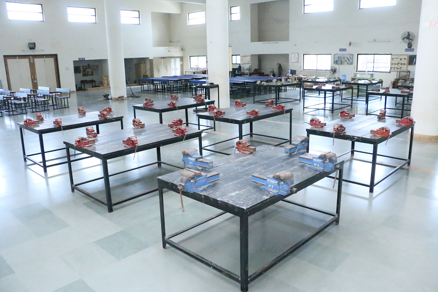 Atmiya University Rajkot Workshop photo 10